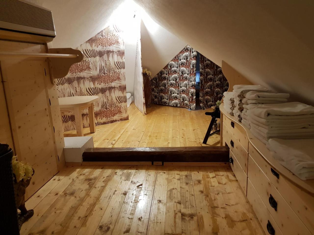 Хостел Mama'S House Церклье-на-Гореньскем Экстерьер фото